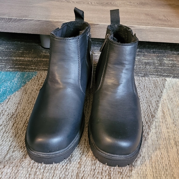 totes Shoes - 💙 Totes George faux fur waterproof therolite black ankle boots